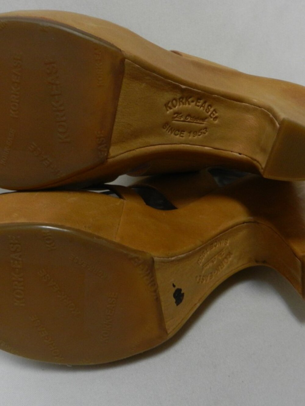Kork Ease Leather back tie lace wedge platform heels sandals taupe Size Sz 10 - Picture 13 of 16